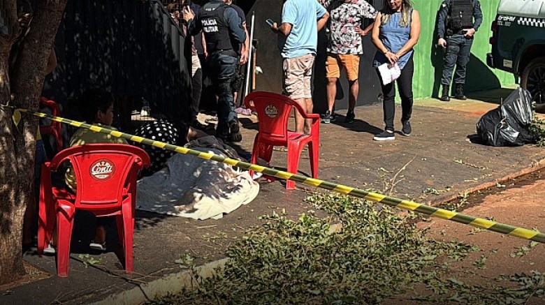 VÍDEO: Jovem de 26 anos é morto com 11 tiros em frente à residência em Maracaju