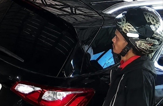Polícia procura por assassinos de jovem de 19 anos em garagem em Dourados