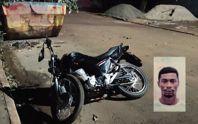 Colisão contra caçamba de entulho mata motociclista de 25 anos em Rio Brilhante