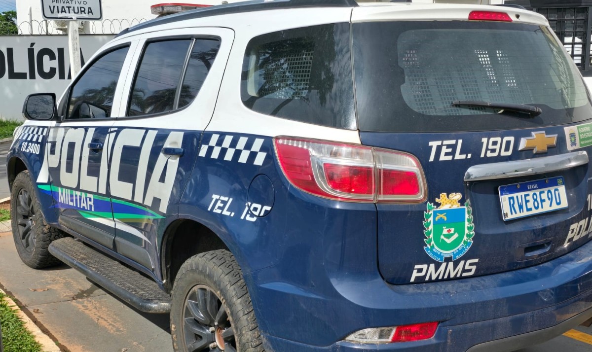 No Vila Nova em Naviraí, mulher invade casa de ex-namorado, causa danos materiais e subtrai dinheiro