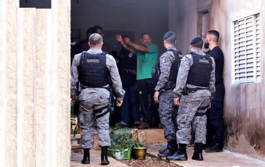 Assassinos em série e estuprador: 13 presos têm pena superior a 100 anos em MS