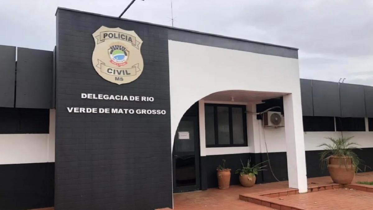 Em Rio Verde, mulher é presa suspeita de tortura e abuso contra criança de 4 anos