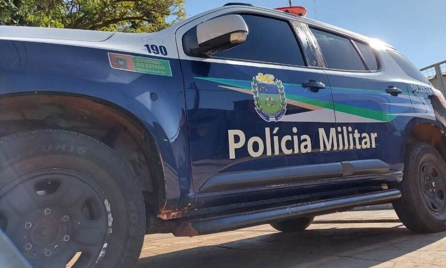 Adolescente é raptada, dopada e estuprada dentro de caminhonete por dois homens