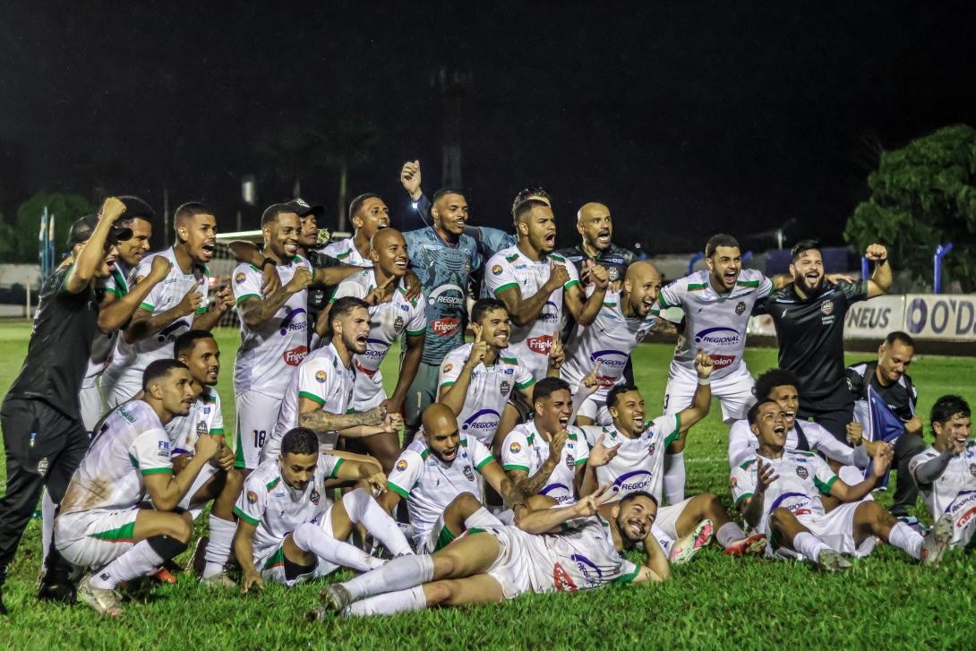 Bataguassu elimina Ivinhema nos pênaltis e encara o CEN na semifinal