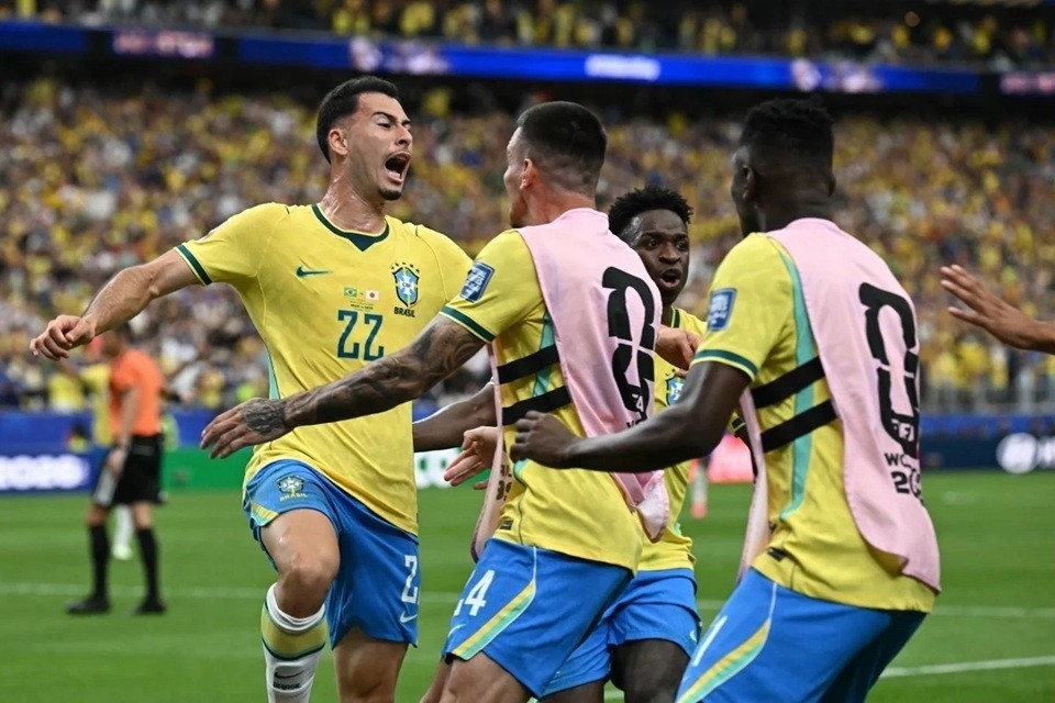 Martinelli decide no fim, Brasil vira sobre o Japão e avança na Copa